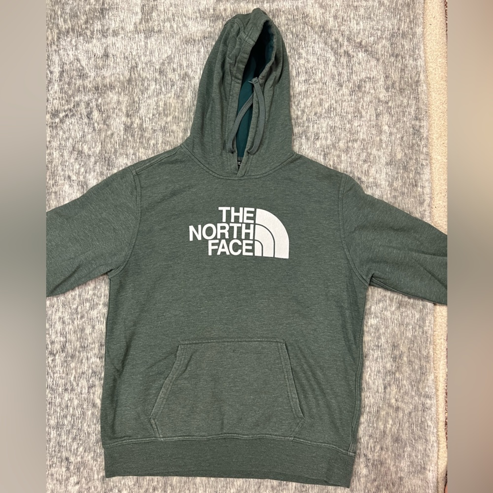 🟢GREEN🟢 North Face Sweatshirt